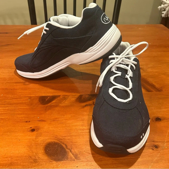 RYKA women’s Metro Canvas Walking Sneaker Navy Blue Size 12M - Picture 2 of 11